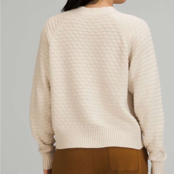 lululemon textured play crew neckline long sleeves sweater S/M 6/8 NOT FOR SALE - Picture 4 of 11